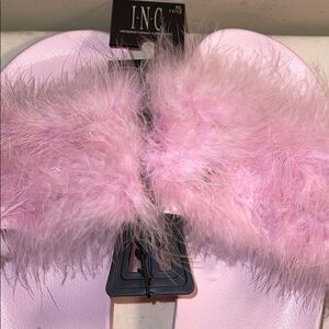 NWI INC open toe pink slippers US11/12